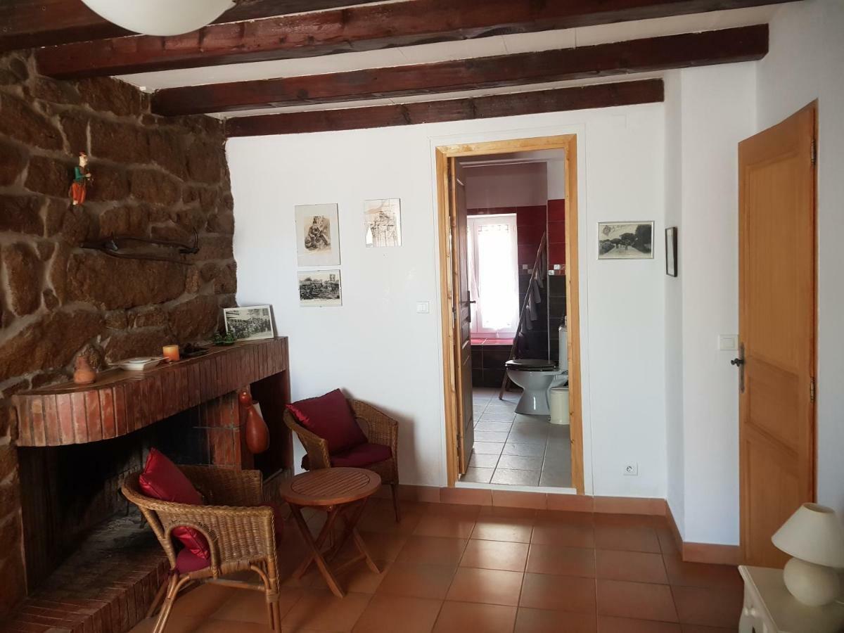 L'Orca Di San Gavinu Hotell Figari  Eksteriør bilde