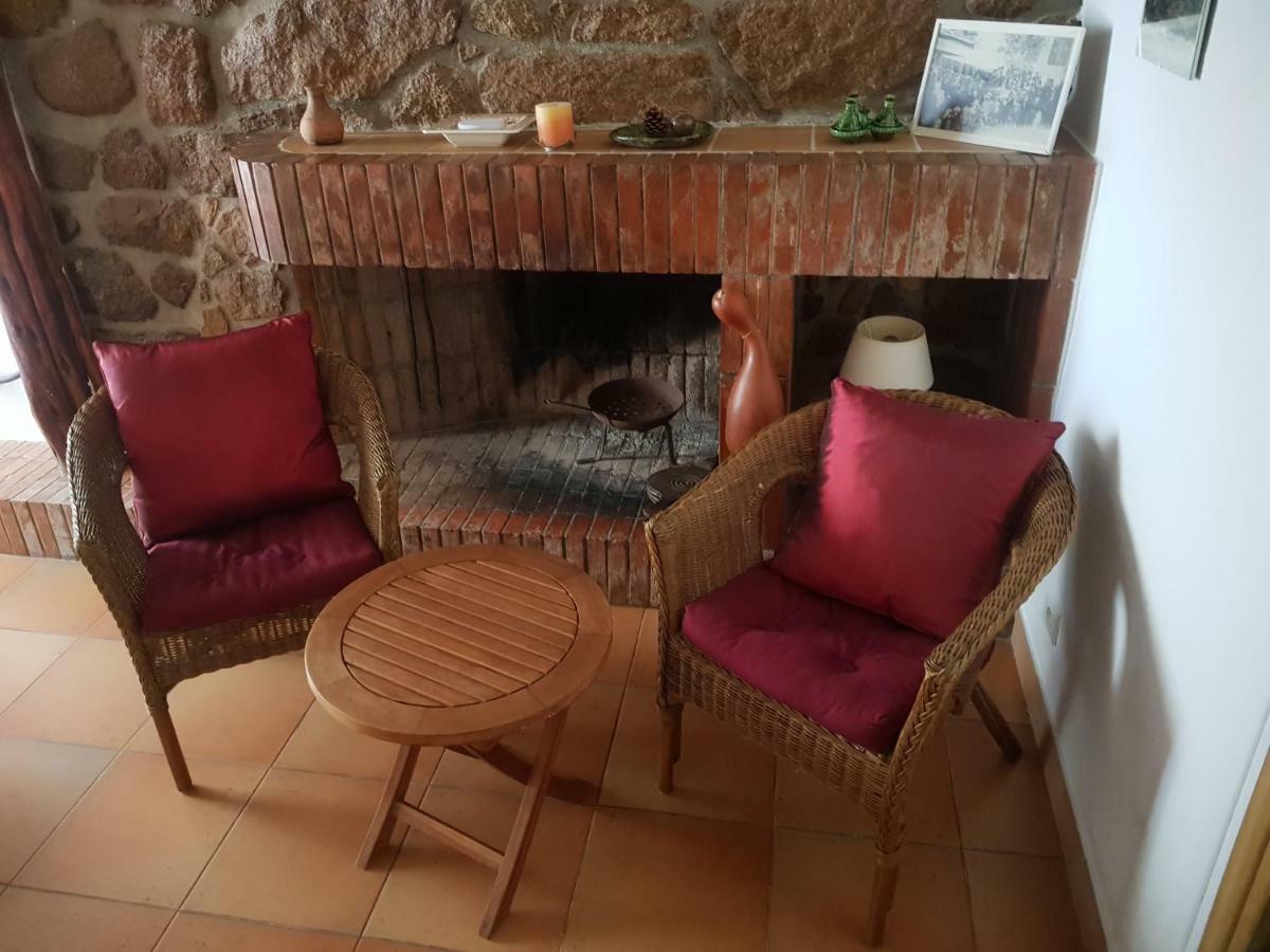 L'Orca Di San Gavinu Hotell Figari  Eksteriør bilde